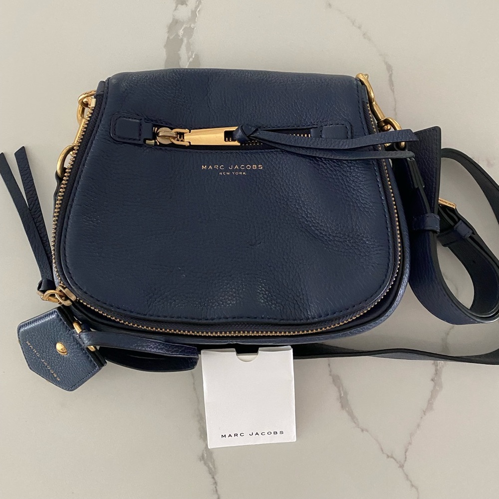 Marc Jacobs Recruit Nomad Small Pebbled Leather Saddle Bag - Navy